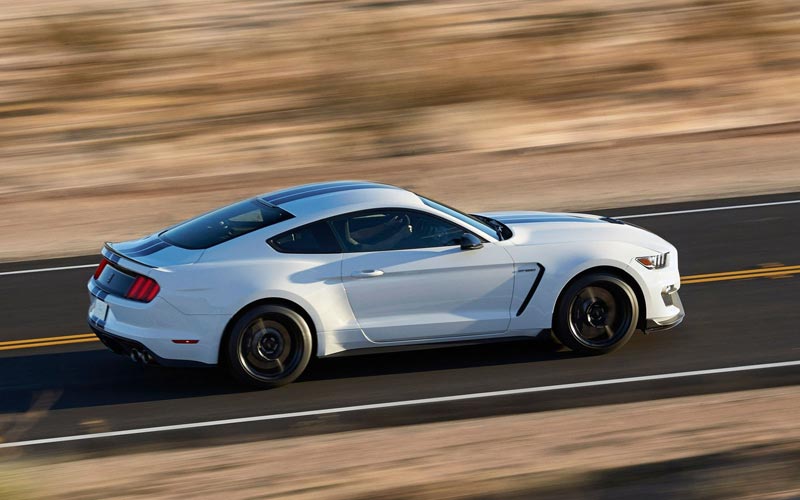Ford Shelby 2016