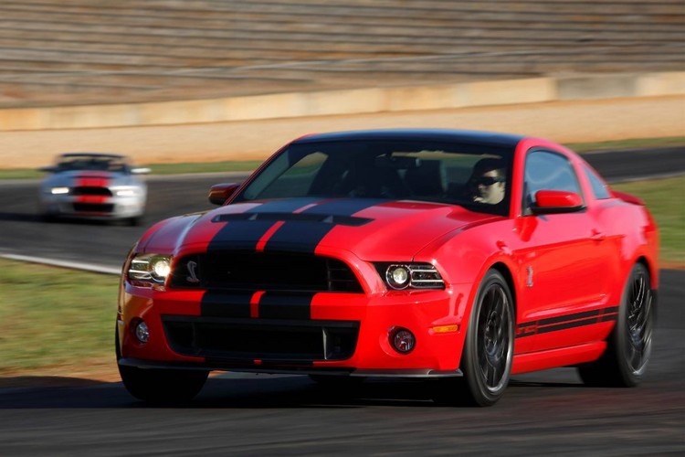 Ford Shelby Mustang Gt500