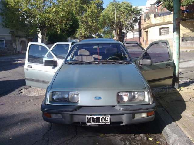 Ford Sierra 2.3 Ghia