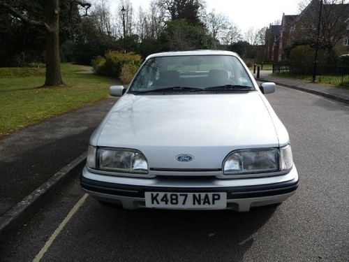 Ford Sierra Azura