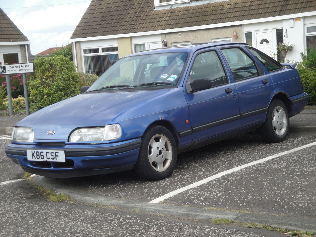 Ford Sierra Azura