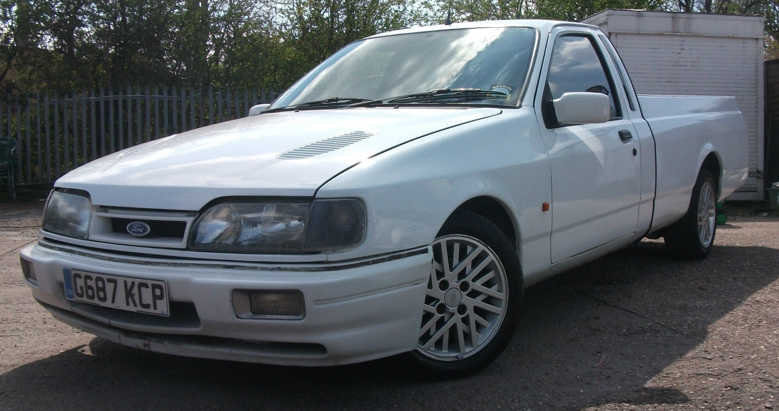 Ford Sierra P100