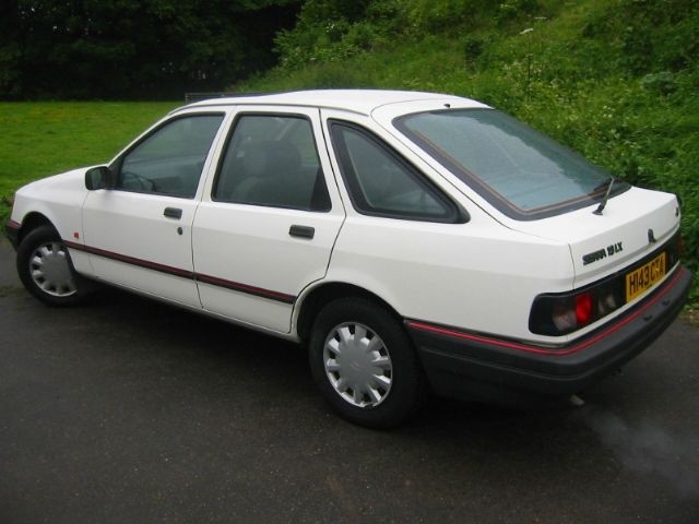 Ford Sierra White