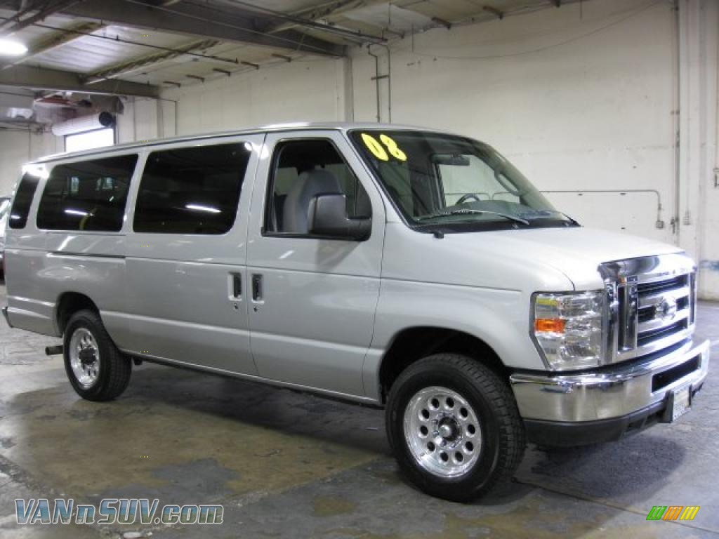 Ford Super Duty Van