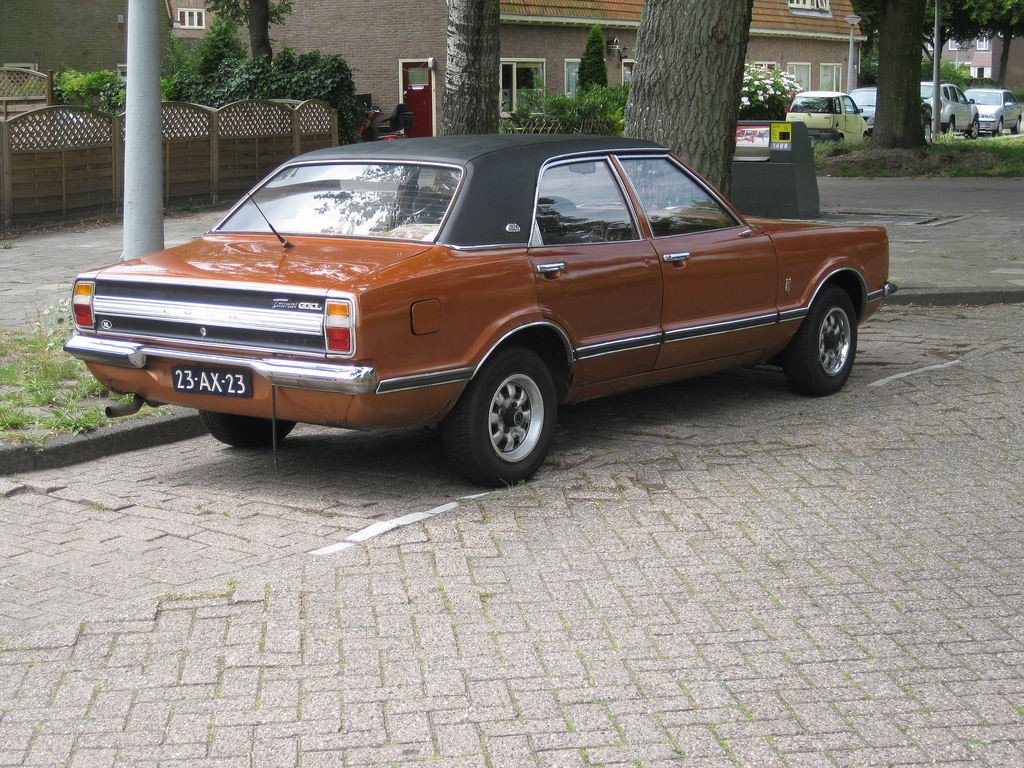 Ford Taunus 2000
