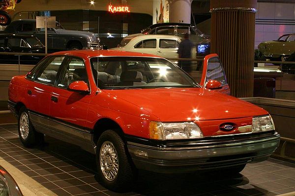 Ford Taurus 1986