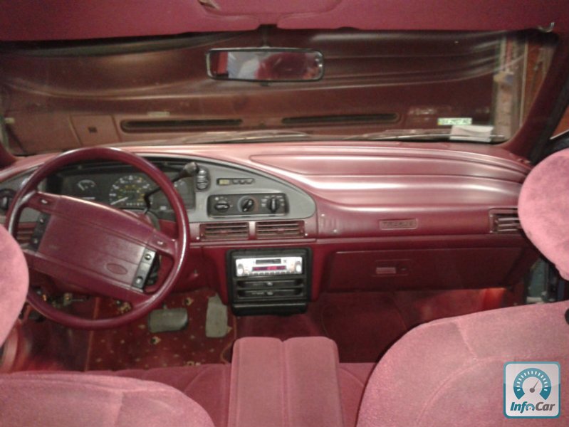 Ford Taurus 1992