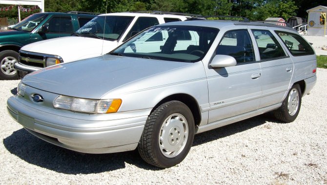 Ford Taurus 1995