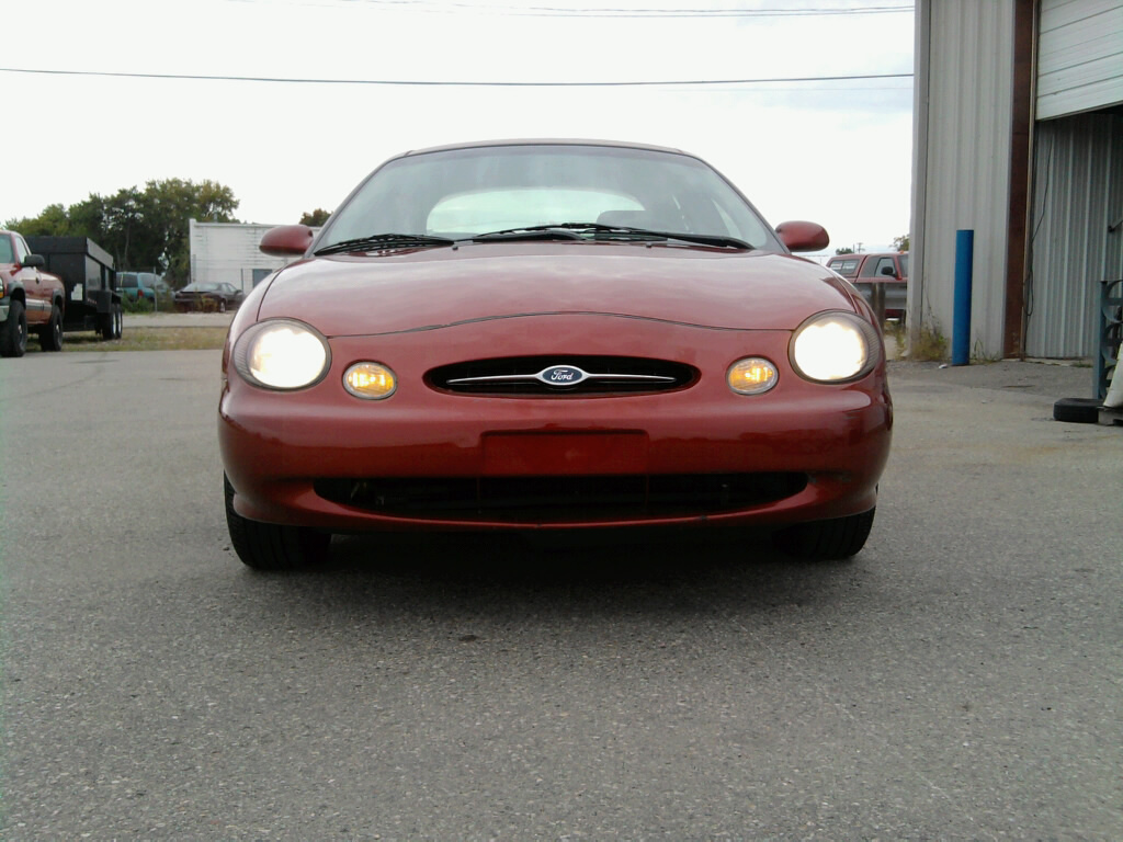 Ford Taurus 1999