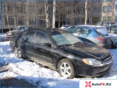Ford Taurus 2001