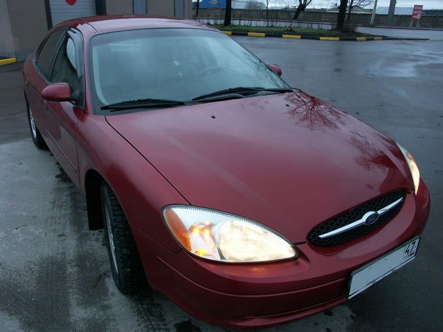 Ford Taurus 2001