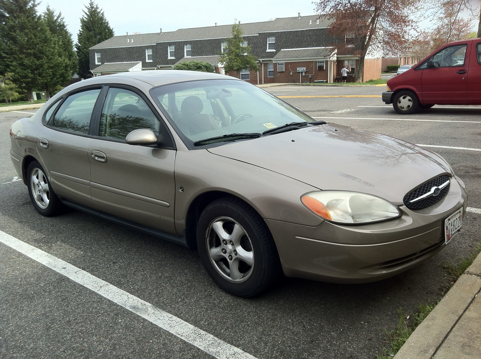 Ford Taurus 2002