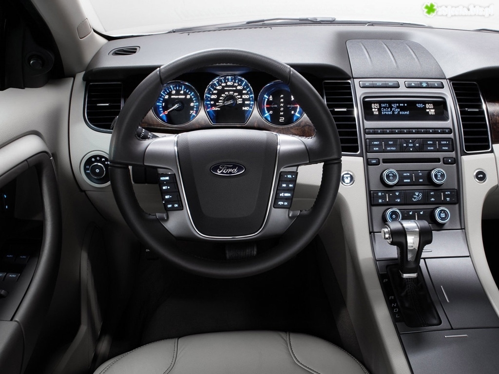 Ford Taurus 2010