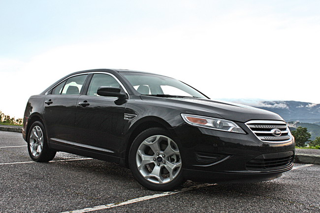 Ford Taurus 2010