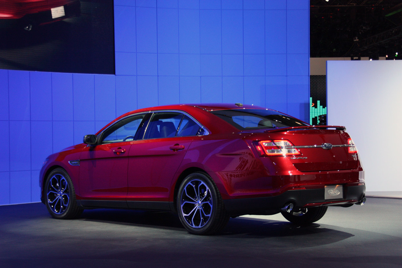 Ford Taurus 2013