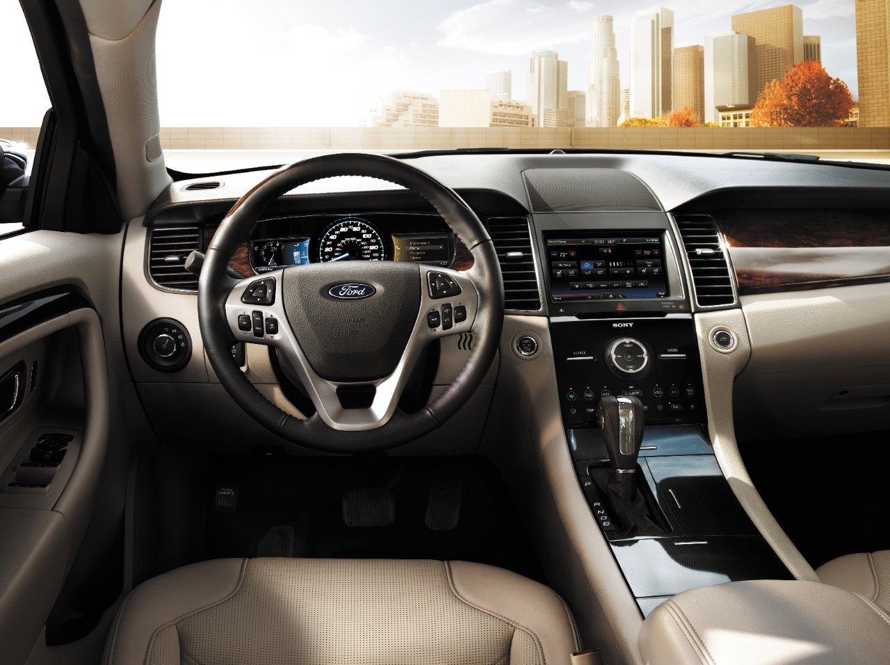 Ford Taurus 2016