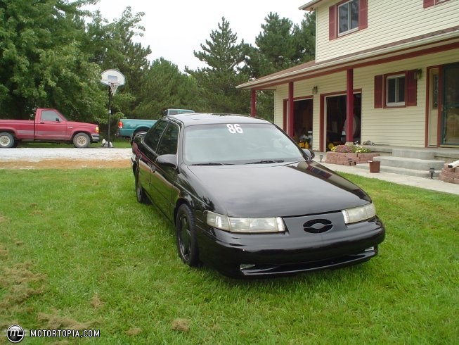 Ford Taurus 3.0