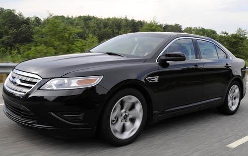 Ford Taurus Awd
