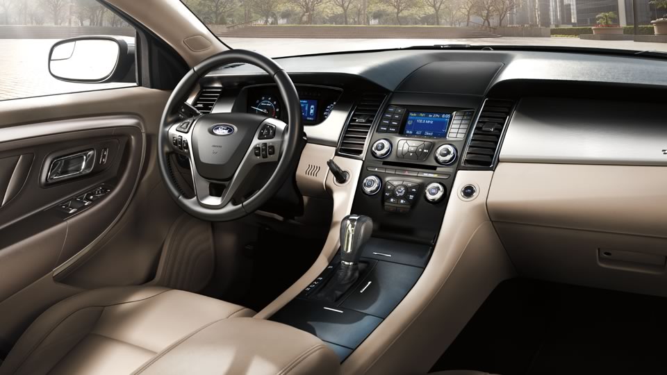Ford Taurus Awd
