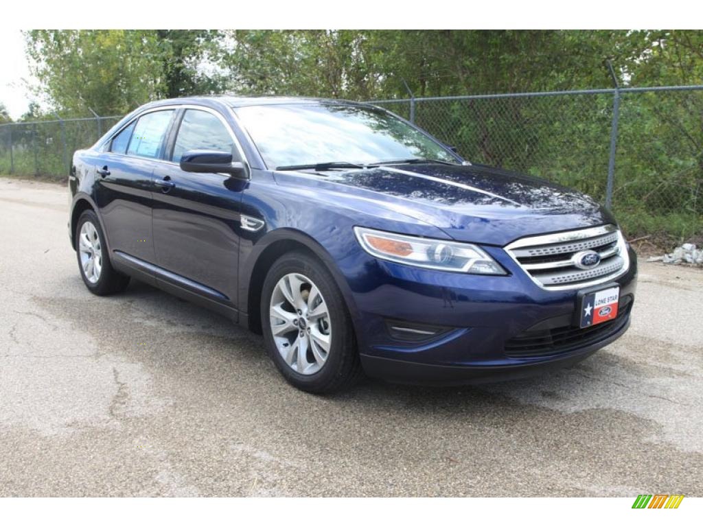 Ford Taurus Blue