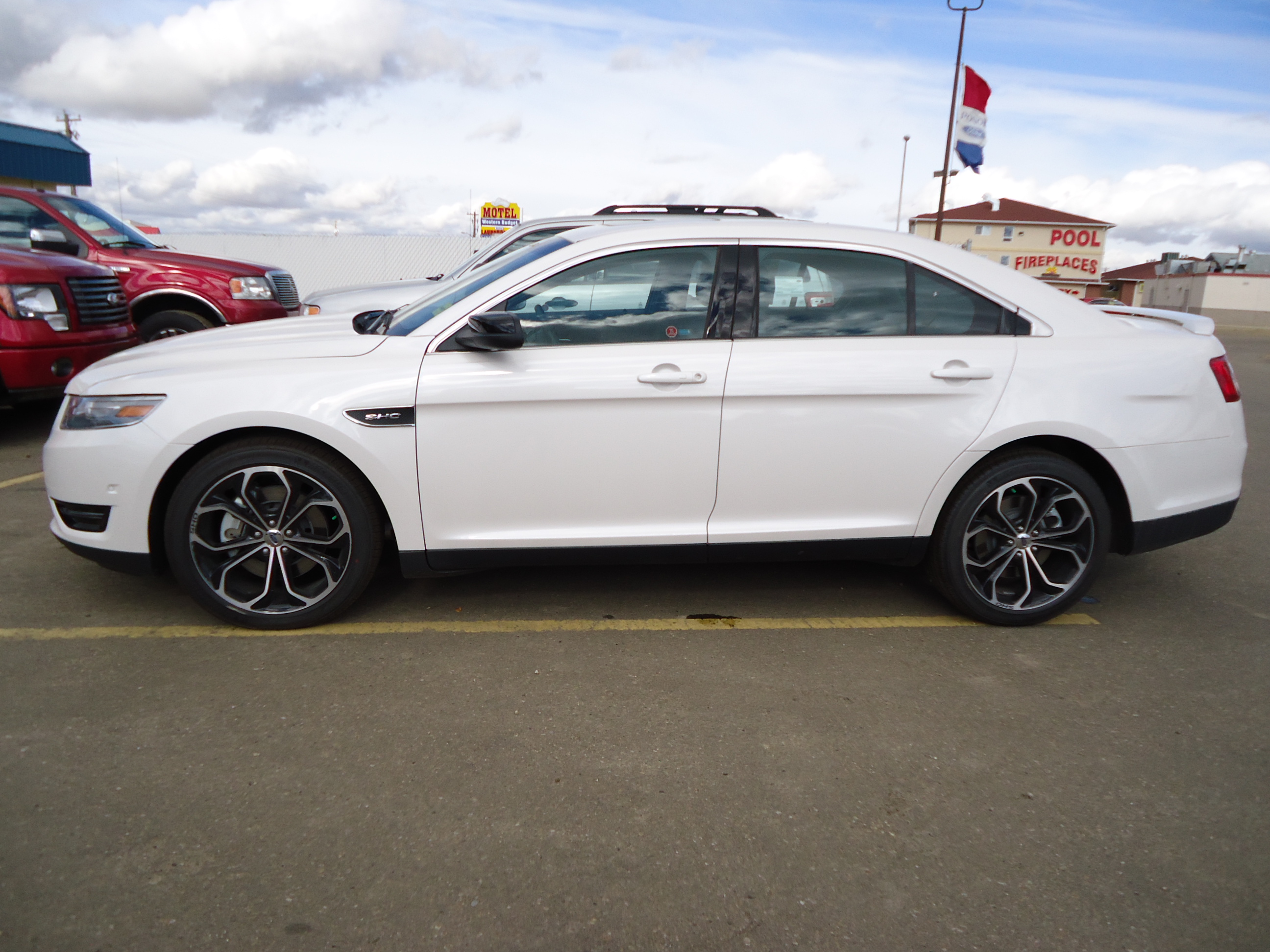 Ford Taurus Coupe