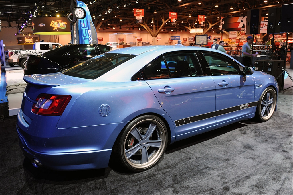 Ford Taurus Custom Ford Taurus Custom