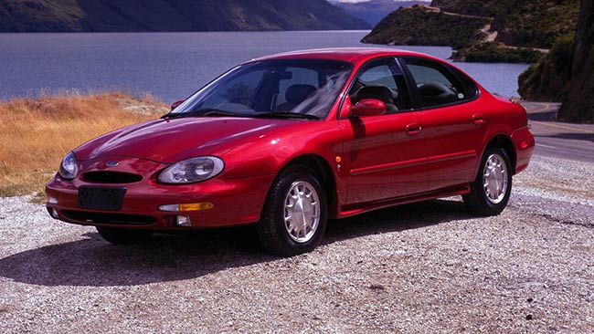 Ford Taurus Ghia