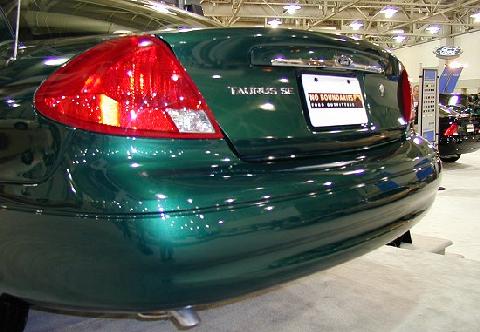 Ford Taurus Green