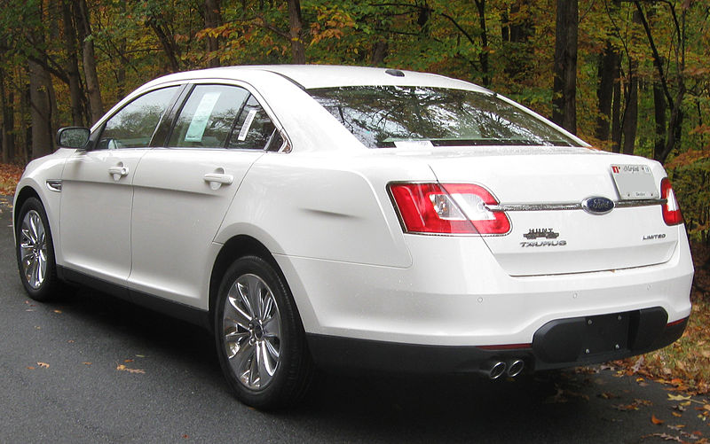 Ford Taurus Limited