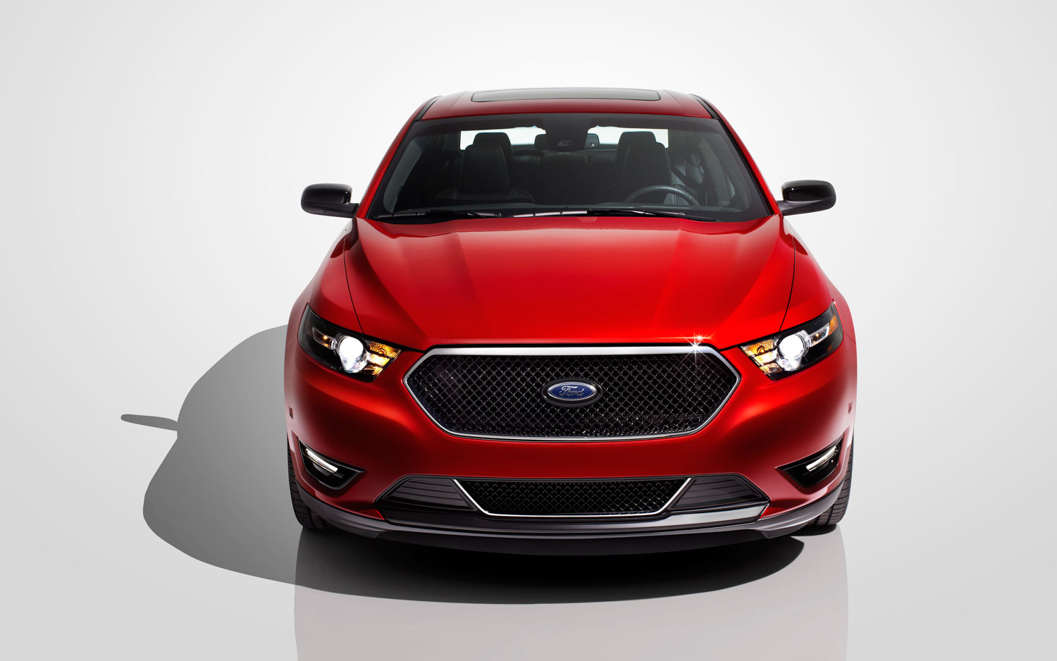 Ford Taurus Red