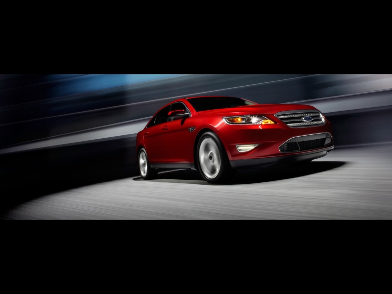 Ford Taurus Red