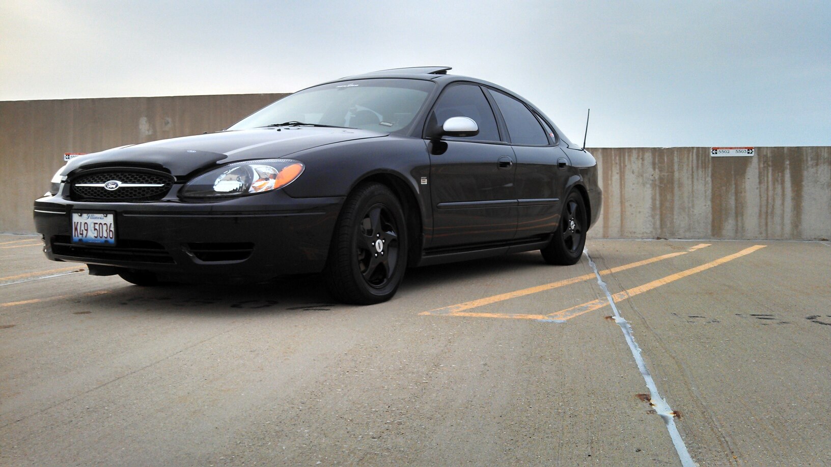 Ford Taurus Se