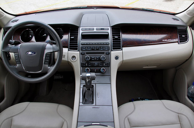 Ford Taurus Sel Awd