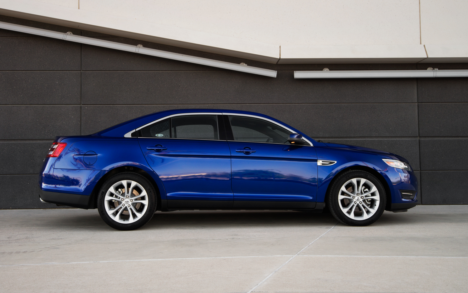 Ford Taurus Sel