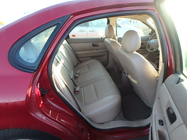 Ford Taurus Ses