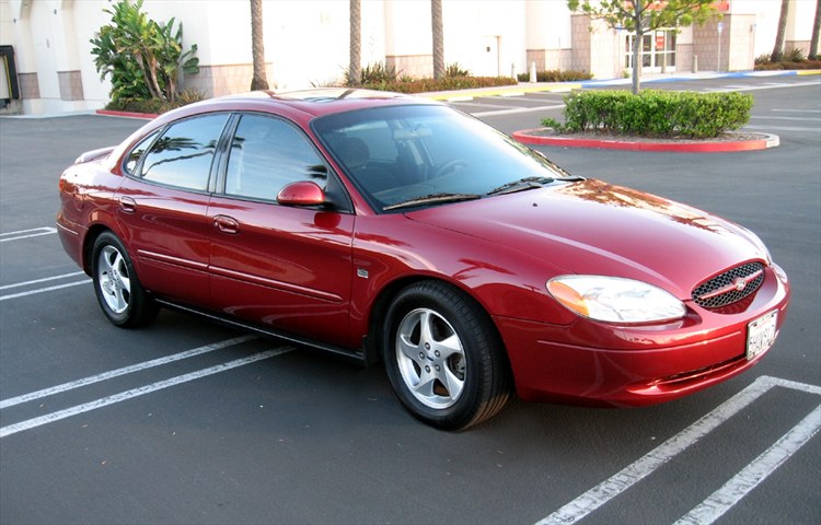 Ford Taurus Ses