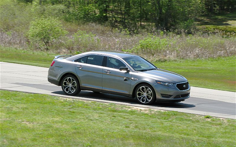 Ford Taurus Sho 2013