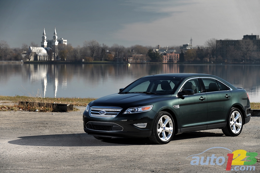 Ford Taurus Sho 2013