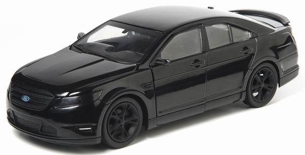 Ford Taurus Sho 2015