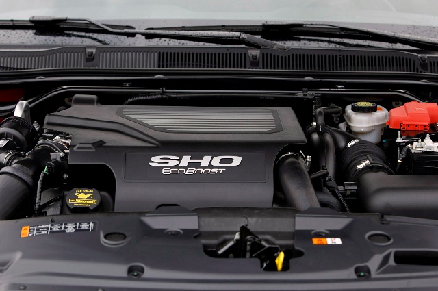 Ford Taurus Sho 2015
