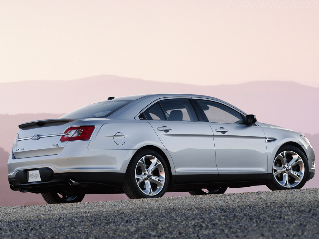 Ford Taurus Sho