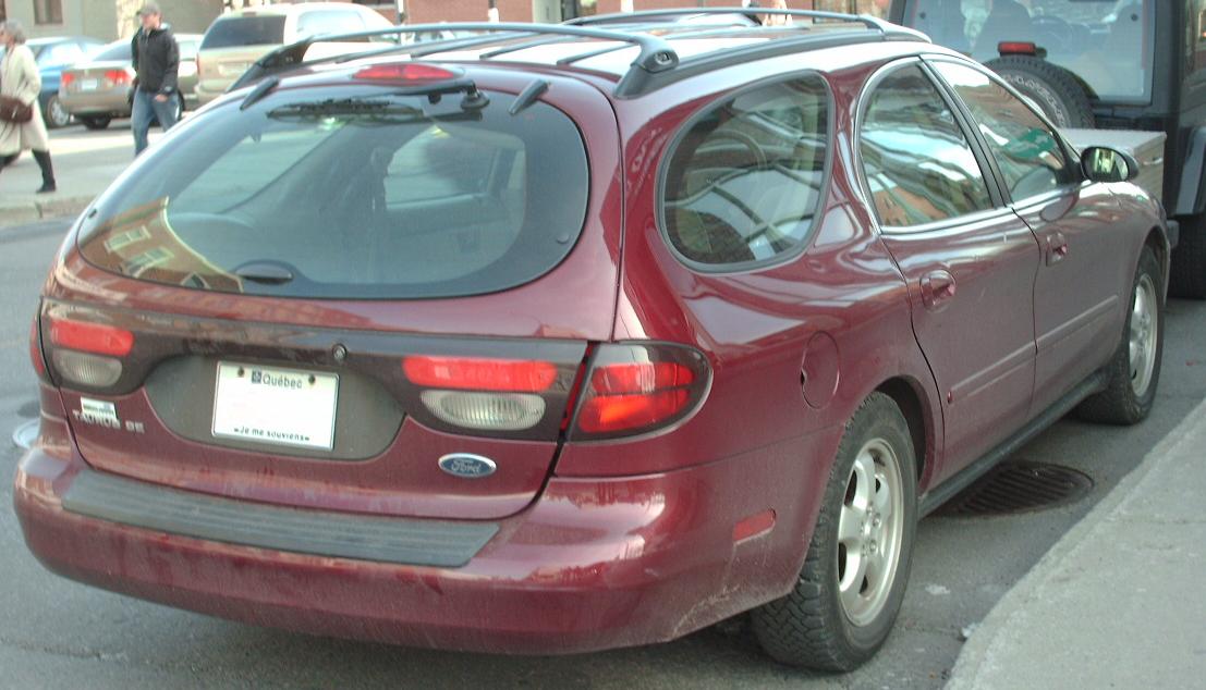 Ford Taurus Station Wagon