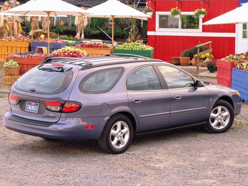 Ford Taurus Wagon