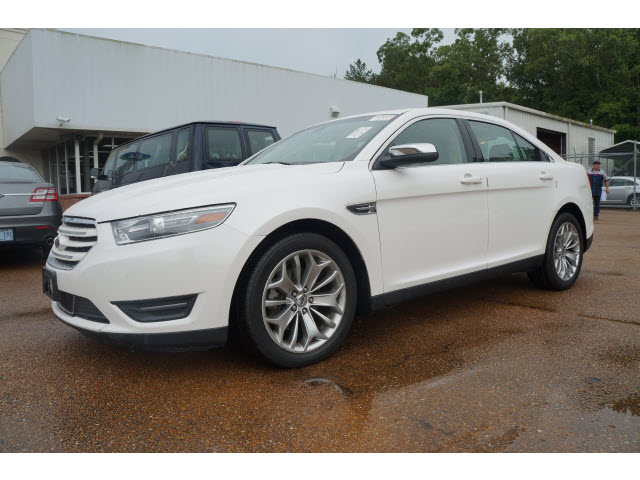 Ford Taurus White