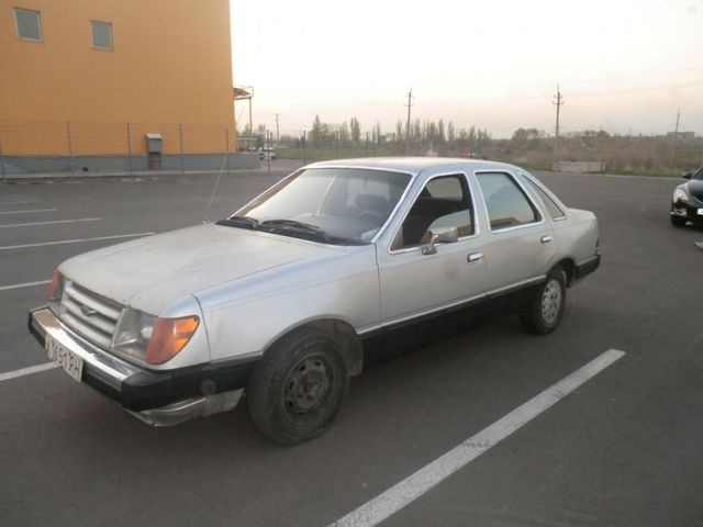 Ford Tempo 1985