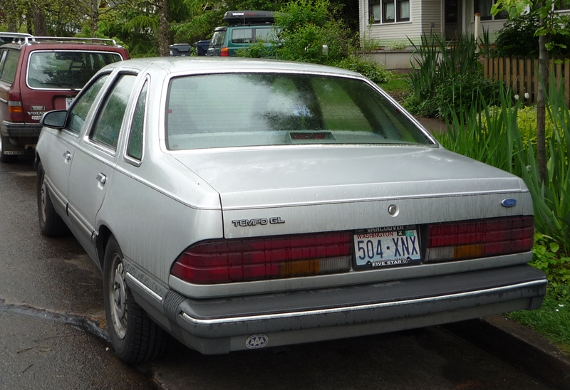 Ford Tempo 1989