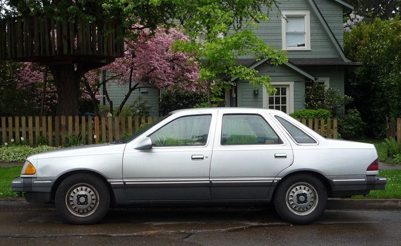 Ford Tempo Gt