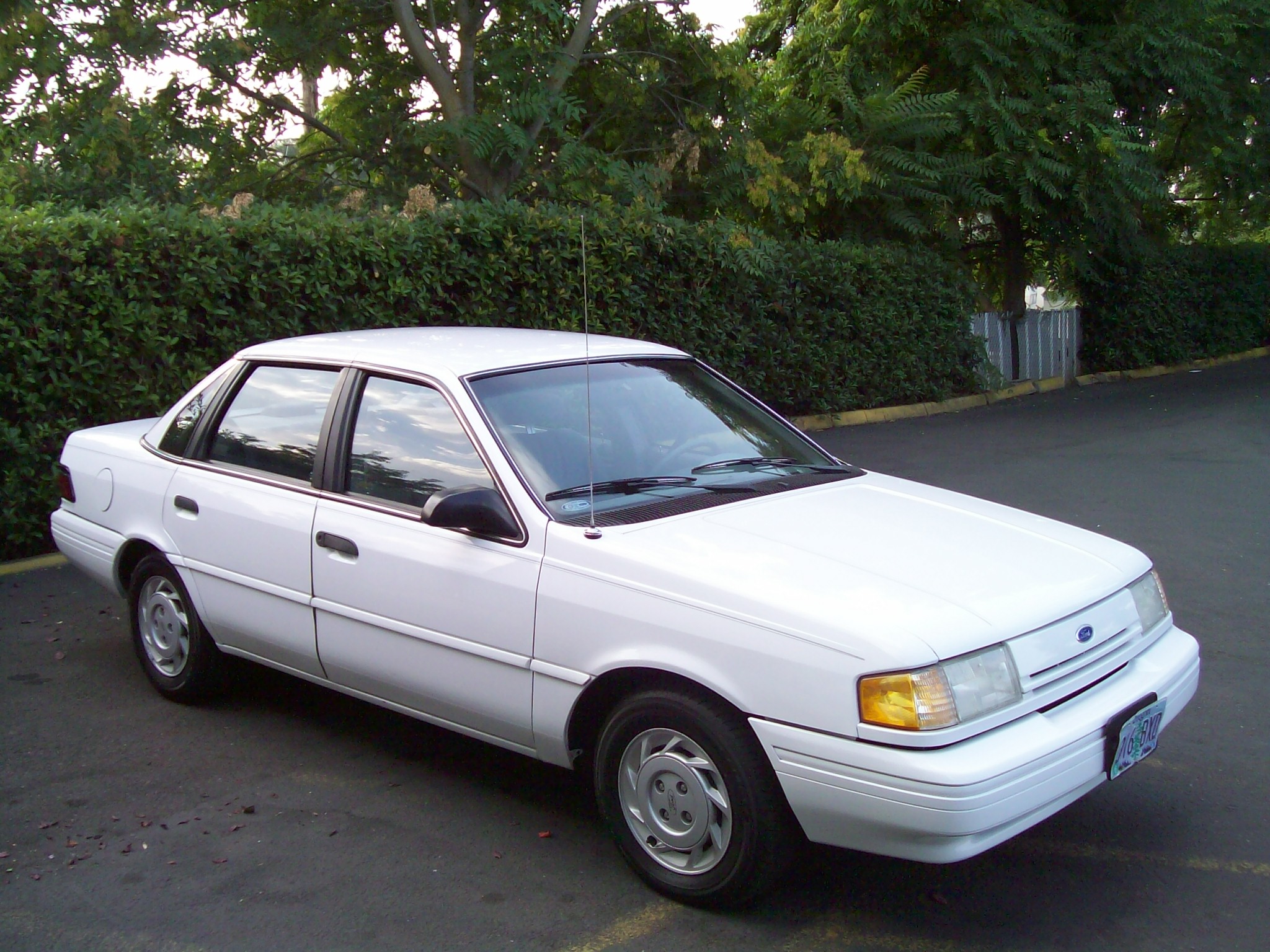 Ford Tempo Sport
