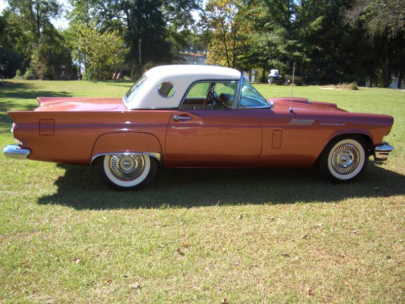 Ford Thunderbird 1957