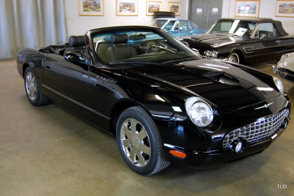 Ford Thunderbird 2002